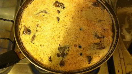 печень ягненка в сметане