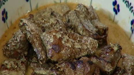телячья печень в винном соусе с шалфеем
