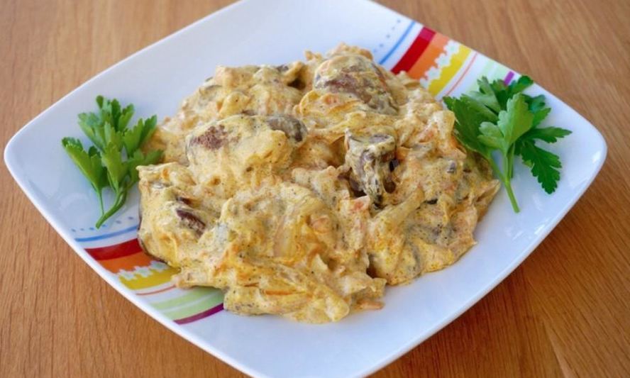 Рецепт утиная печень тушеная в сметане