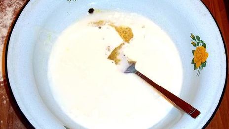 ароматное зеленое пельменное тесто