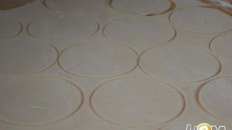 пельмени с мясом и капустой