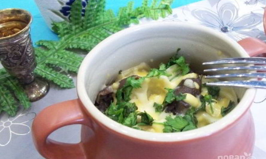 Рецепт пельмени с вешенками в горшочках в микроволновке