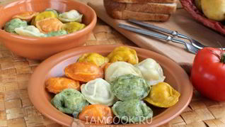 Пельмени цветные