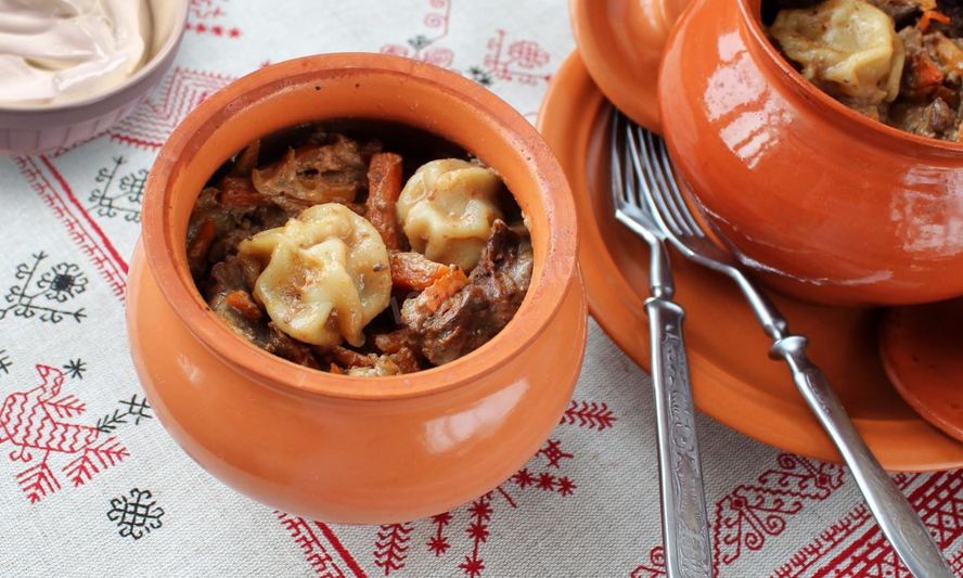 Рецепт пельмени в горшочках с печенью