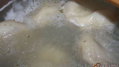 сочные хинкали с бараниной и базиликом