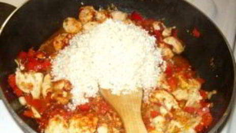 паэлья с курицей и креветками