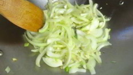 паэлья с курицей и овощами