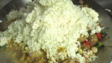 паэлья с курицей и овощами