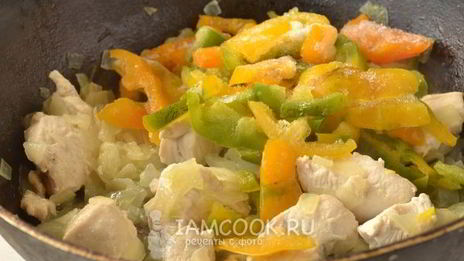 паэлья с курицей