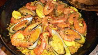 Паэлья в воке