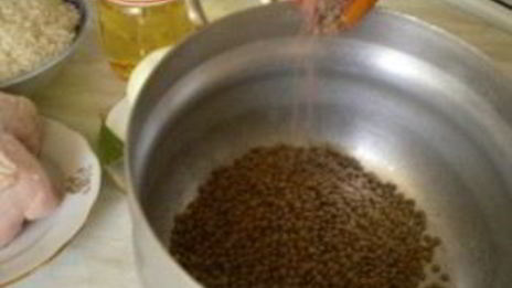 плов из чечевицы с курицей