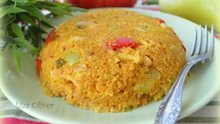 Плов из кус-куса и куриного филе в восточном стиле