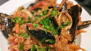 Плов из мидий