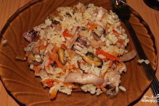 Плов из морского коктейля