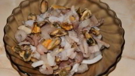 плов из морского коктейля