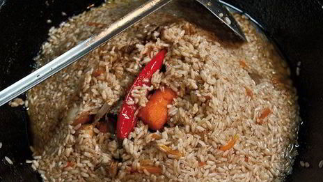 плов по-фергански в сковороде вок