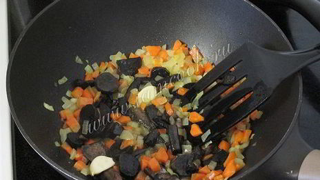 плов с грибами