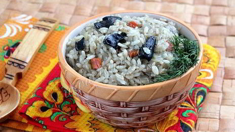 плов с грибами