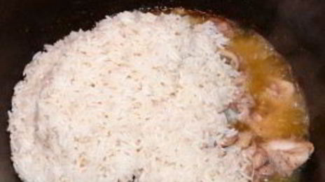 плов с курицей и сухофруктами