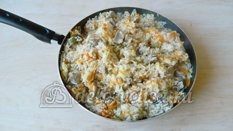 плов со свининой на сковороде