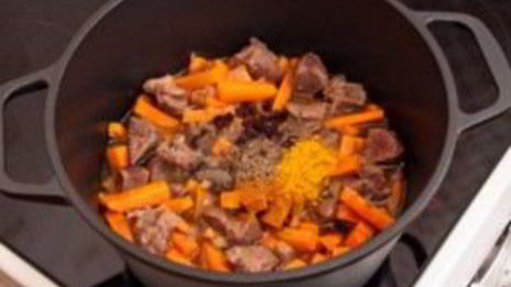 плов в кастрюле