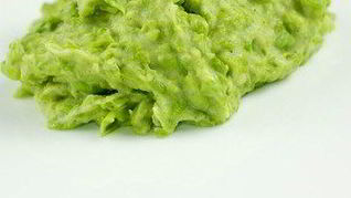 Пюре картофельное с горошком и чесноком