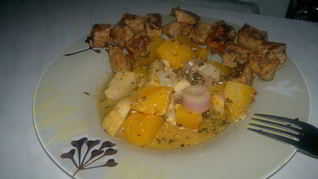 Французское горчичное овощное рагу и сладкая свиная корейка