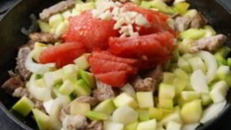 мясное рагу с кабачками