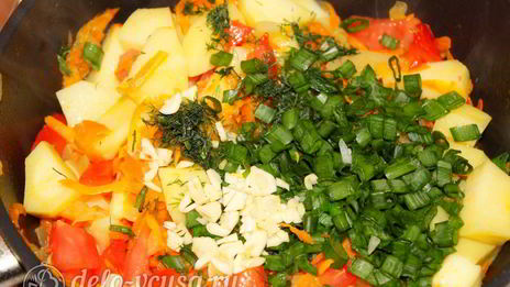 овощное рагу из картофеля и кабачков