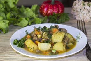 Рагу из говядины овощное с картофелем