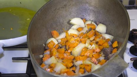 рагу из говядины овощное с картофелем