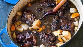 Рагу из говяжьих хвостов