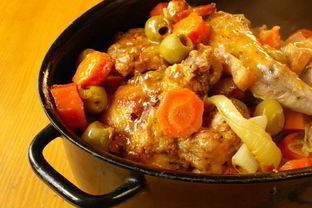 Рагу из кролика с оливками