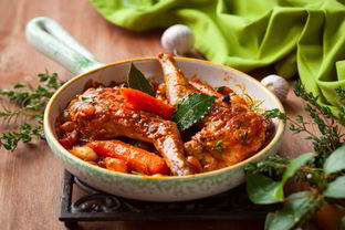 Рагу из кролика со сливами