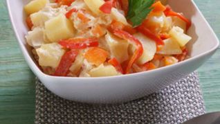 Рагу из овощей со сметанным соусом