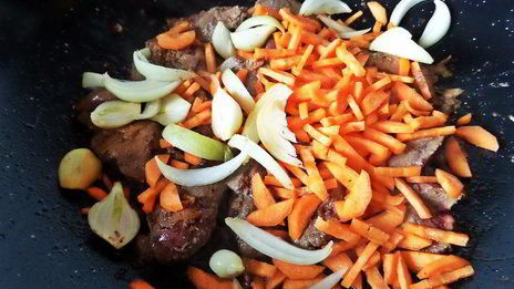 рагу из печенки с овощами