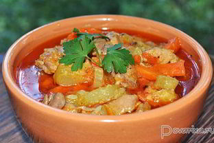 Рагу из свинины с кабачками