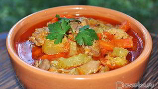 Рагу из свинины с кабачками