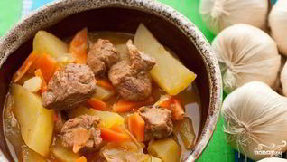 Рагу из свинины с картошкой