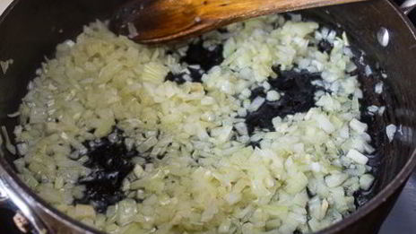 рагу из свиной вырезки с фасолью