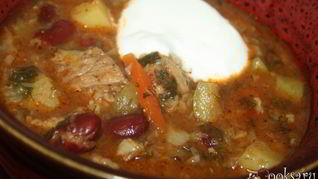 Рагу с говядиной, овощами и фасолью в мультиварке