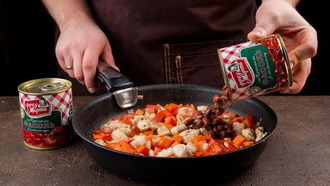 рагу с курицей и красной фасолью