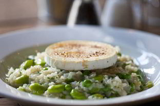 Ризотто из весенних овощей с козьим сыром