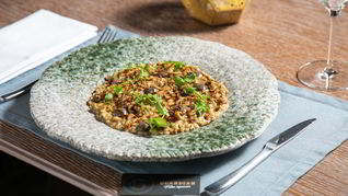 Ризотто с белыми грибами и трюфельной пастой