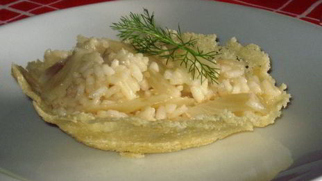 ризотто с фенхелем в сырных корзиночках