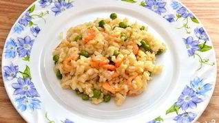 Ризотто с креветками и горошком