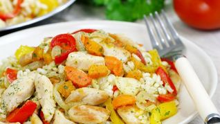 Ризотто с курицей и овощами