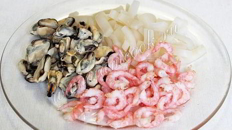 ризотто с морепродуктами и стручковой фасолью