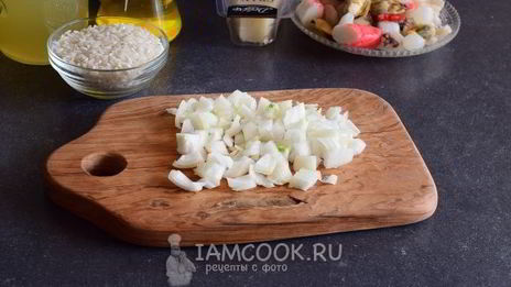 ризотто с морепродуктами в сливочном соусе