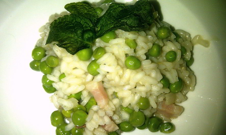 Рецепт ризотто с панчеттой, зеленым горошком и мятой